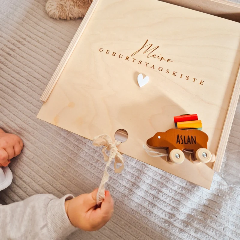 Aufbewahrung Geburtstagsteller für Kinder